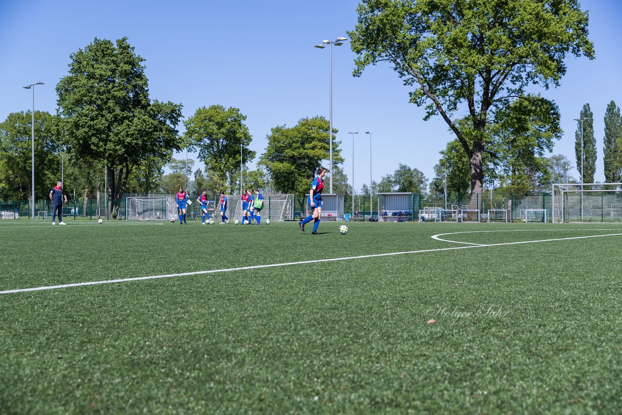 Bild 94 - wCJ Hamburger SV - VfL Pinneberg : Ergebnis: 9:0